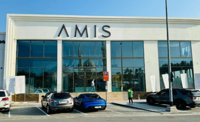 Commerical Service image 3